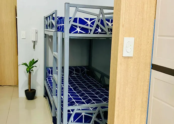 Grass Residences With 7 Pax Max! *